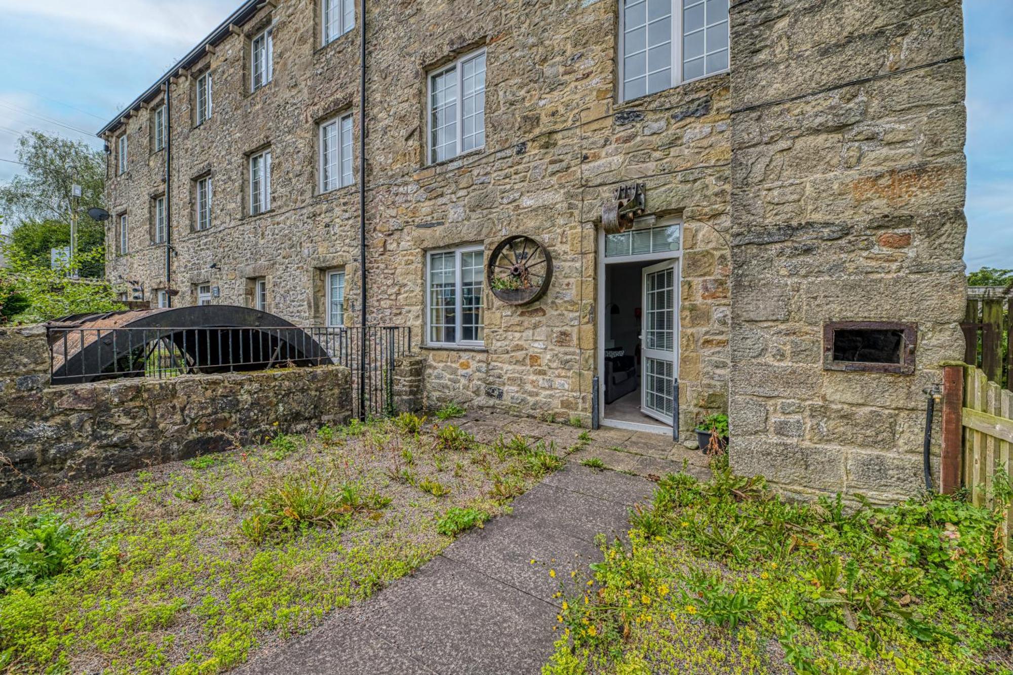 Bridge End Mill Apartments In Settle Bagian luar foto